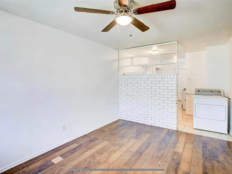3703 Seabrook St #3 — Photo 10