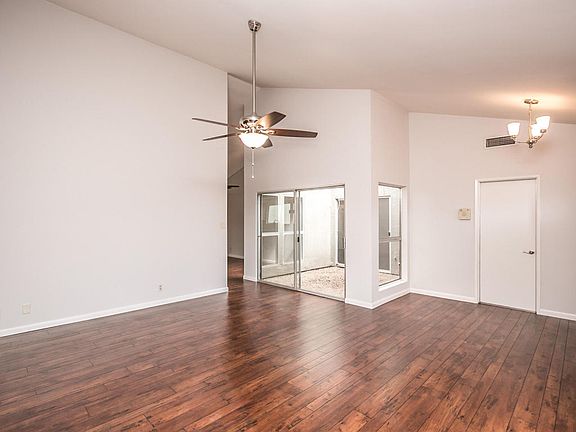 4th image of 2306 N 87th Way