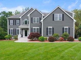 8 Berkeley Dr, Walpole, MA 02081