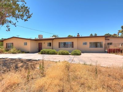 8102 E Ave, Hesperia, CA, 92345