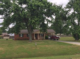 369 E Upper River Rd, Decatur, AL 35603