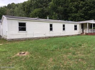 9040 35th St, Gobles, MI 49055