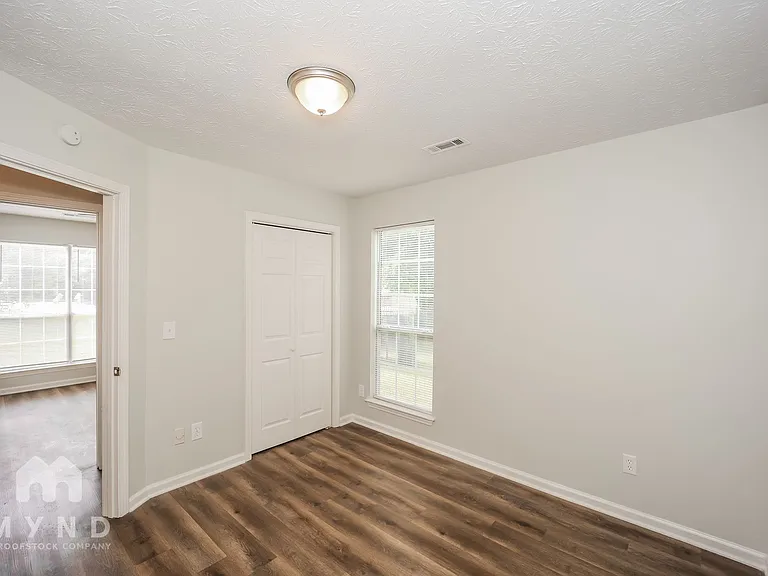 106 Bay Court Dr — Photo 13