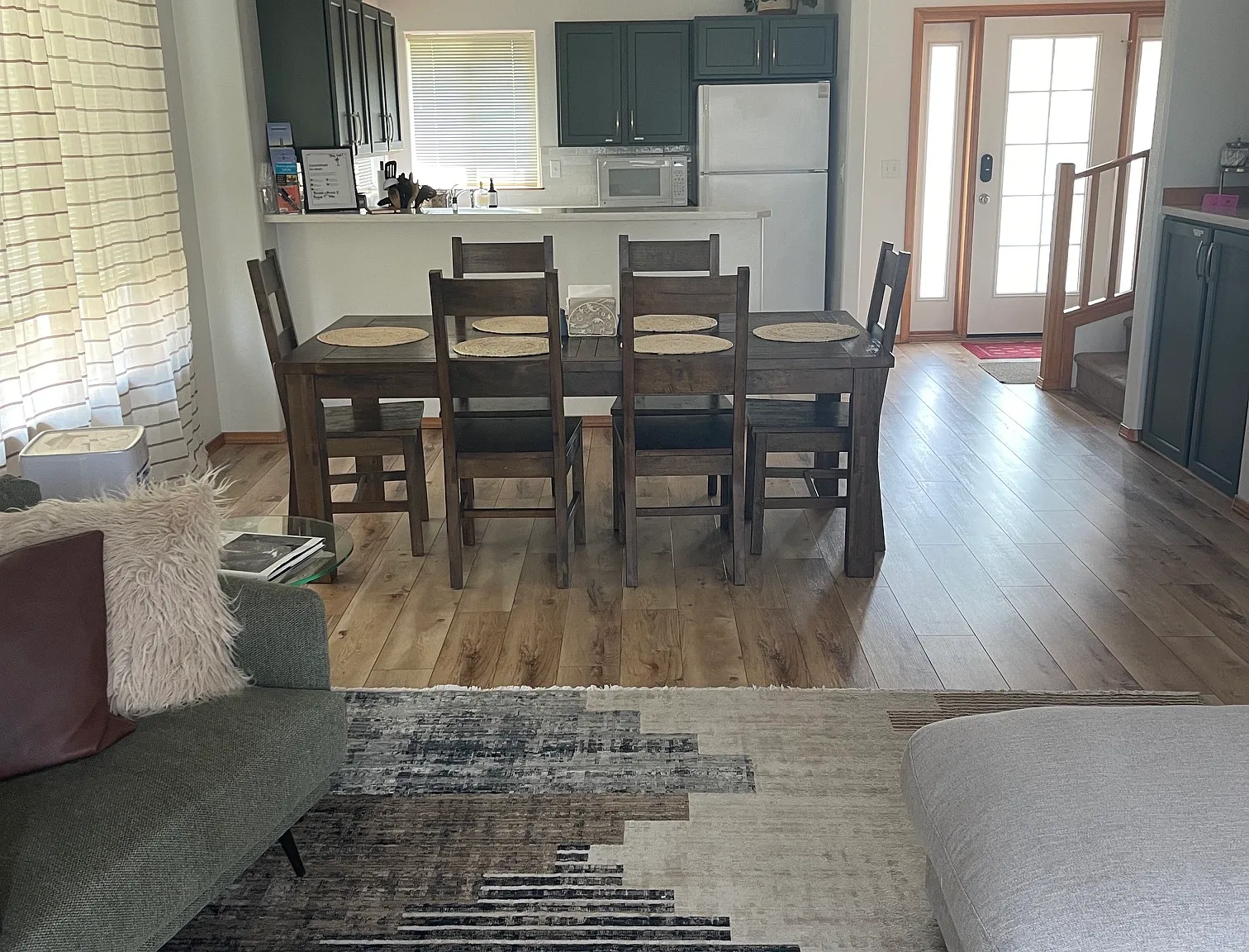 3 bed, 2.5 bath, 1725 sqft, $2,800 — Photo 4