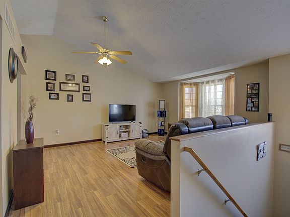 5th image of 2837 Donjoy Dr