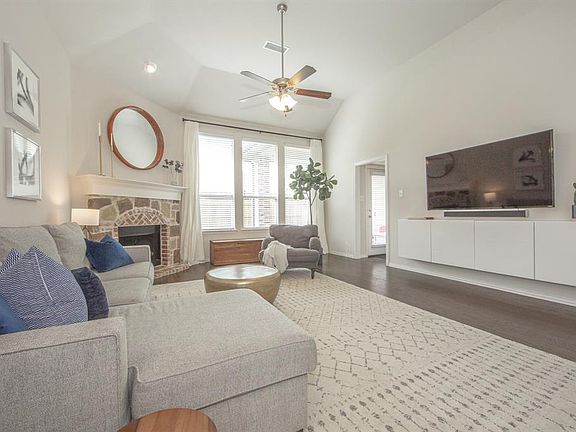 5th image of 1504 Pelican Dr