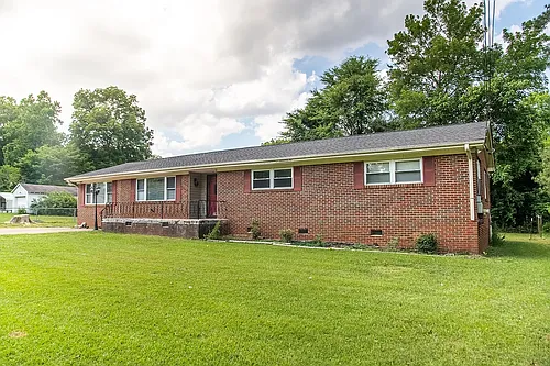 8323 E Mountain Ln Photo 1