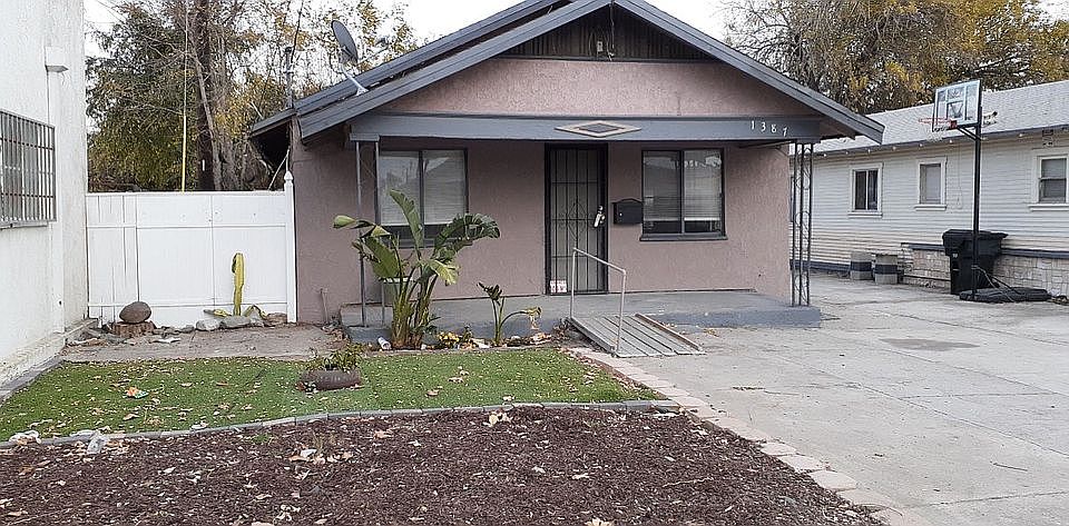 1st image of 1387 N D St