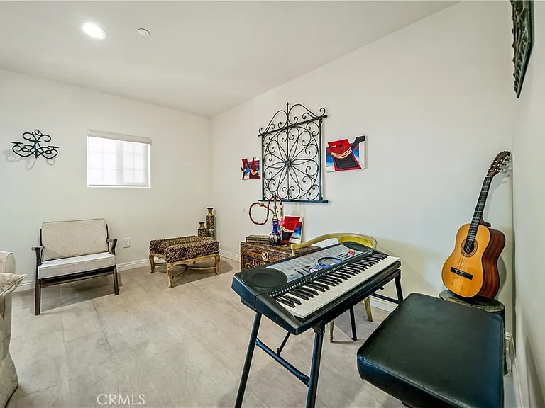 1101 N Maclay Ave #1 — Photo 35