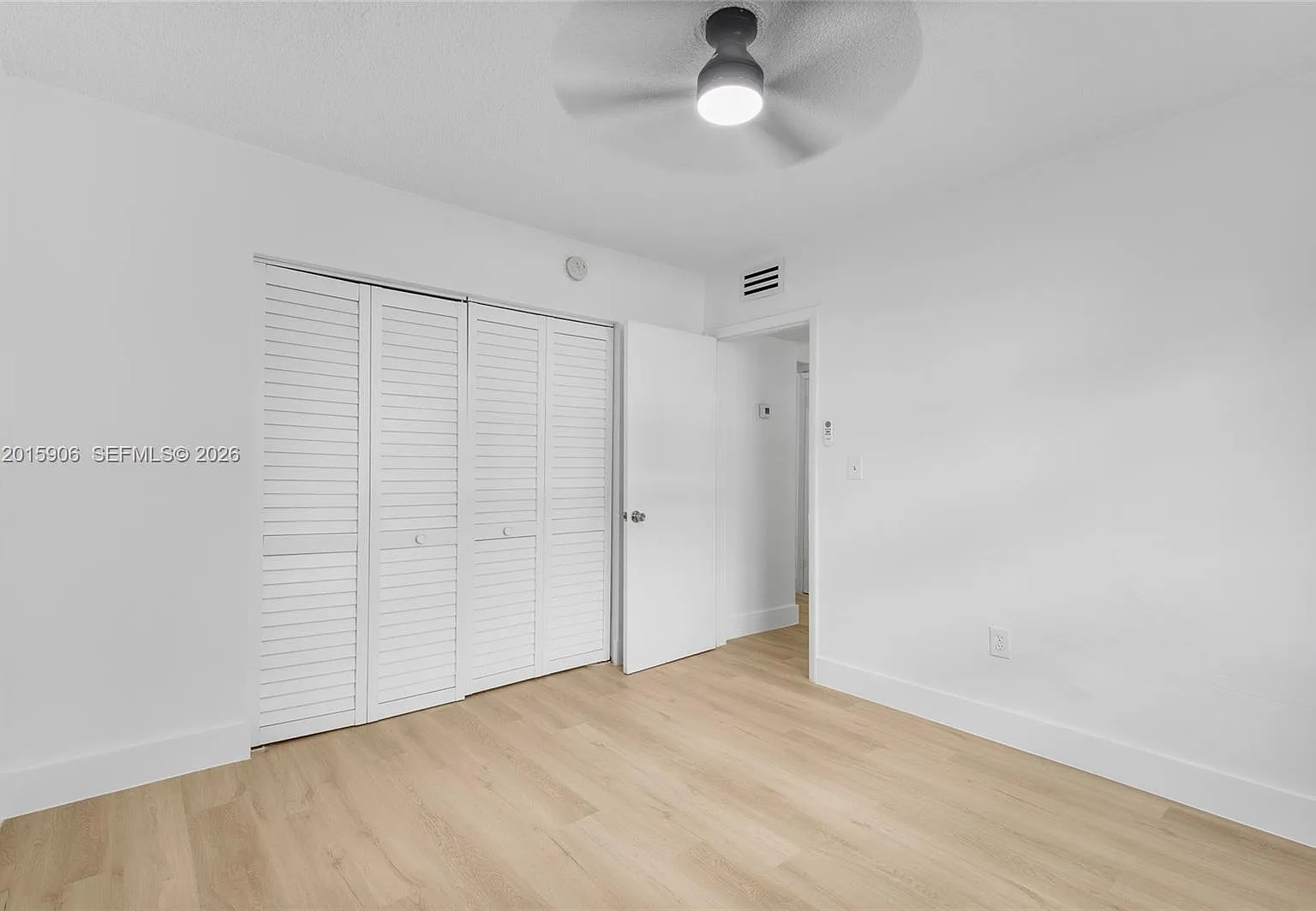 2 bed, 1.0 bath, $2,099 — Photo 4