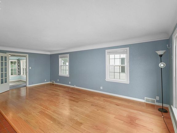 5th image of 1707 Birchard Ave