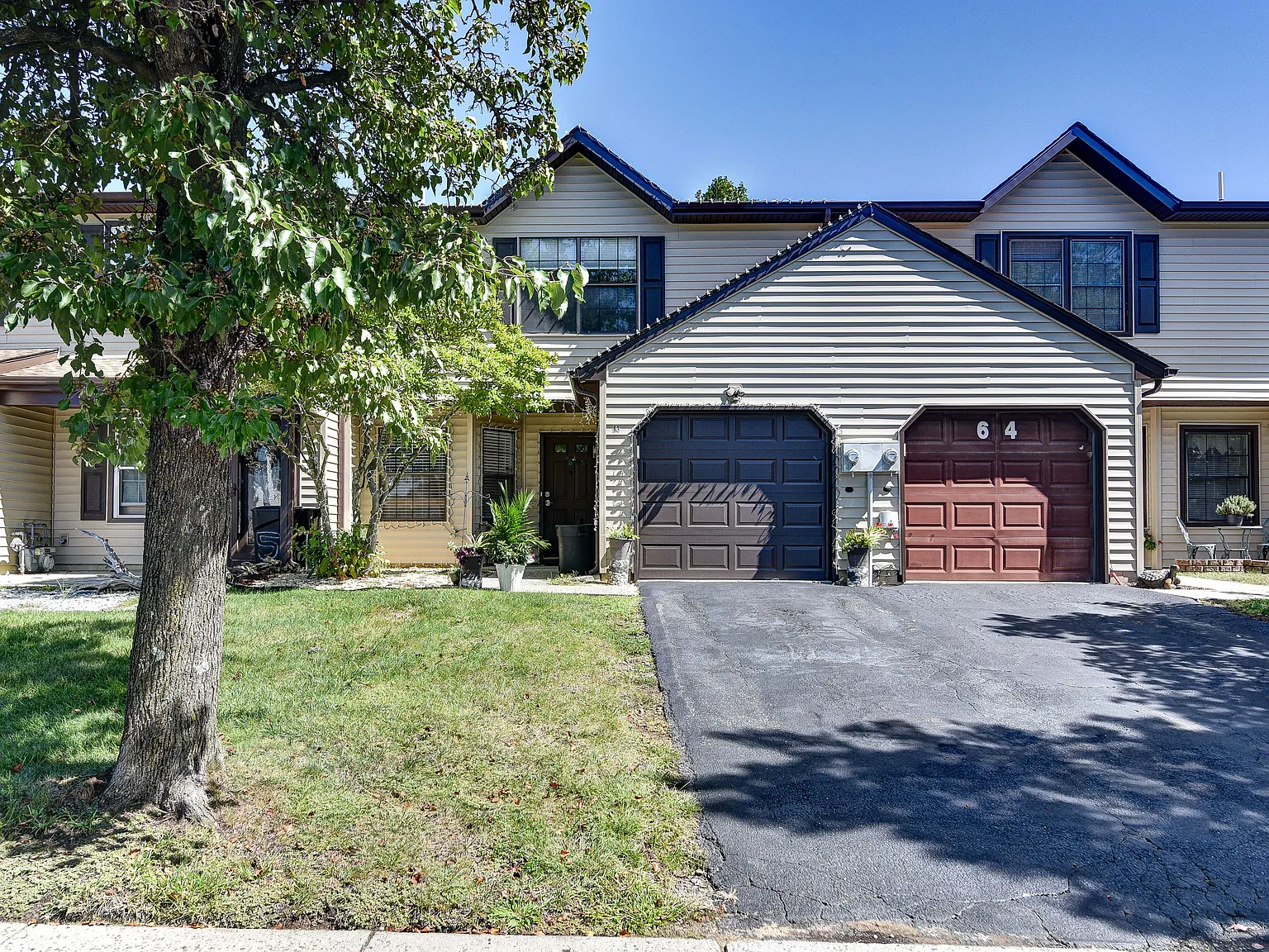 3 bed, 2.5 bath, 1617 sqft, $3,500 — Photo 1