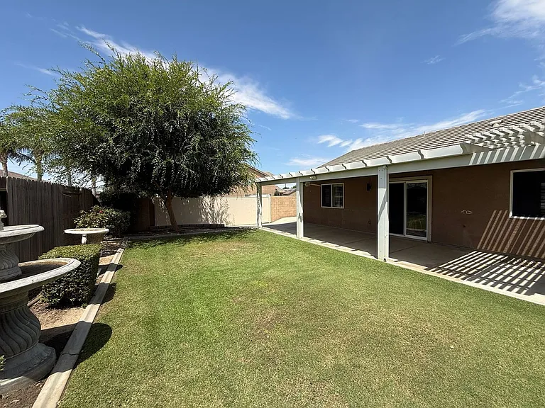 12319 Maclure Dr — Photo 10