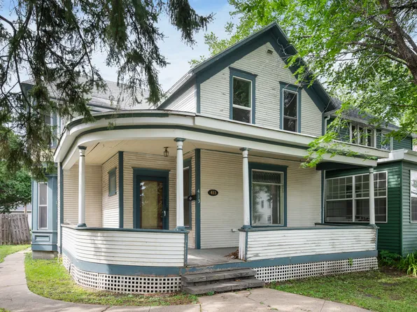 413 N 4th St, Grand Forks, ND 58203