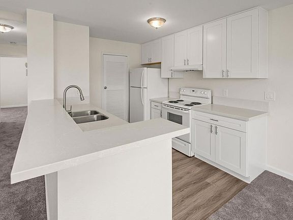3rd image of 6889 Panamint Row Unit 2
