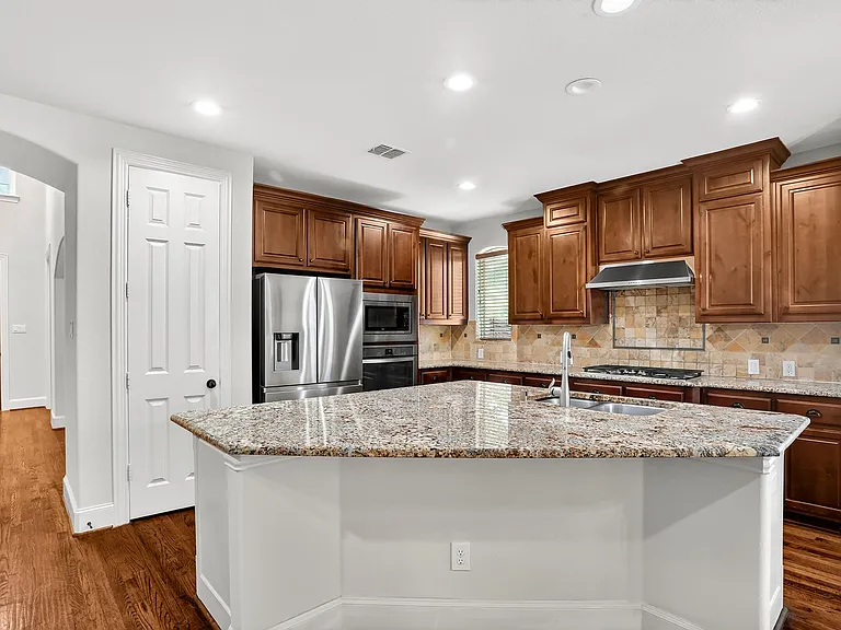 2346 Arezzo Ln — Photo 11