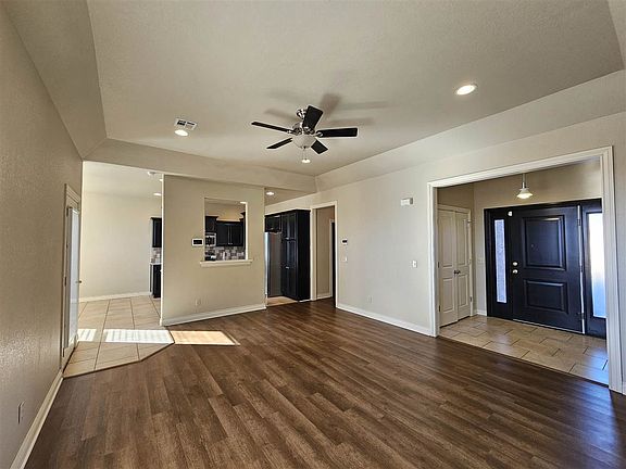 2nd image of 817 E Baker Ct