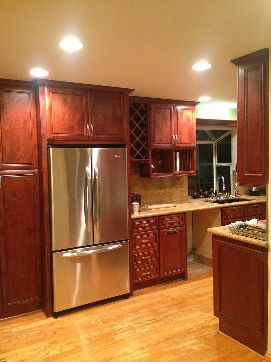 Kitchen - 10011 Fairgrove Ave