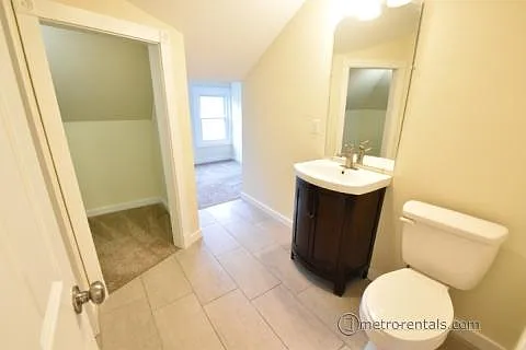 172 N Washington St — Photo 22