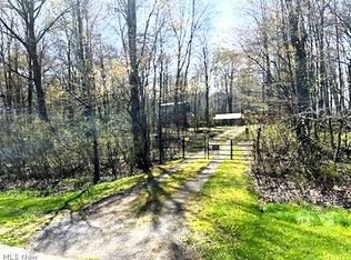 7040 Woodard Rd, Andover, OH 44003