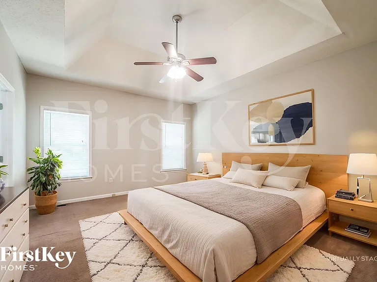 321 Sue Ct — Photo 11