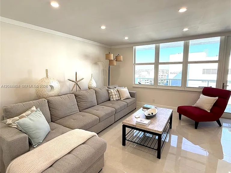 3725 S Ocean Dr #1225 — Photo 1