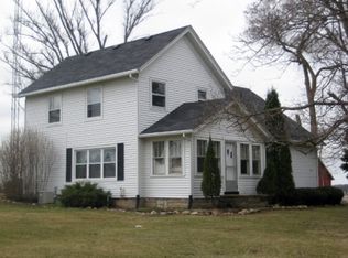 10415 Randall Rd, Capron, IL 61012