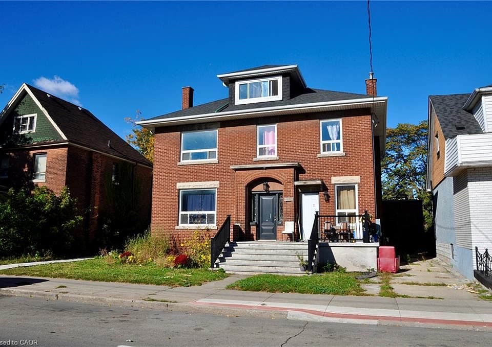 1st image of 119 Ottawa St N