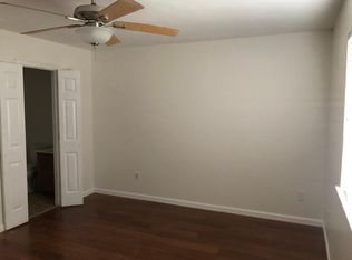 212 Woodhill Dr, Mesquite, TX 75181