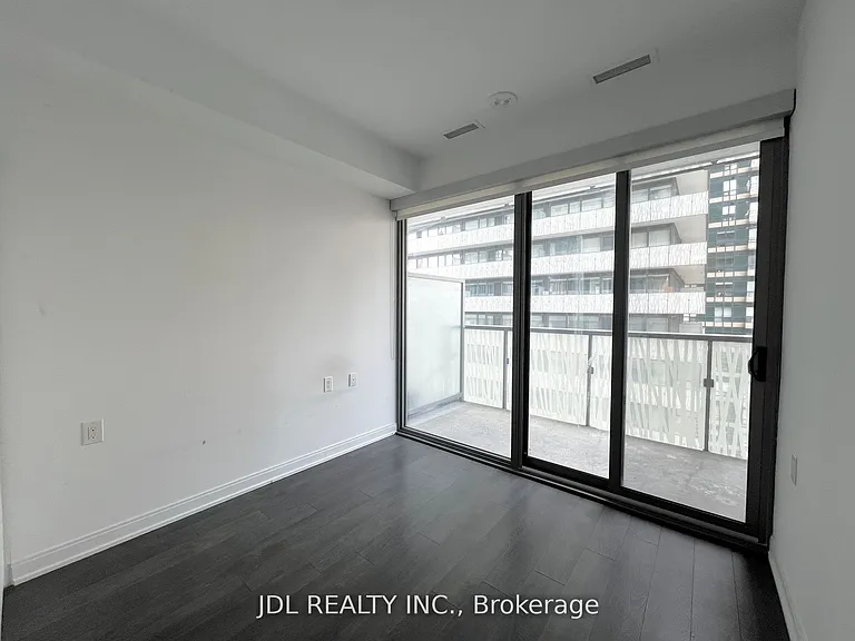 50 Charles St E #2210 — Photo 5