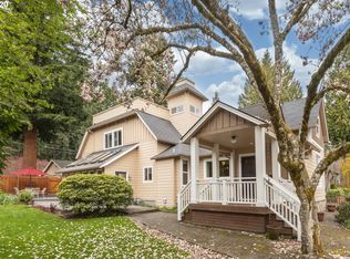 828 7th St, Lake Oswego, OR 97034