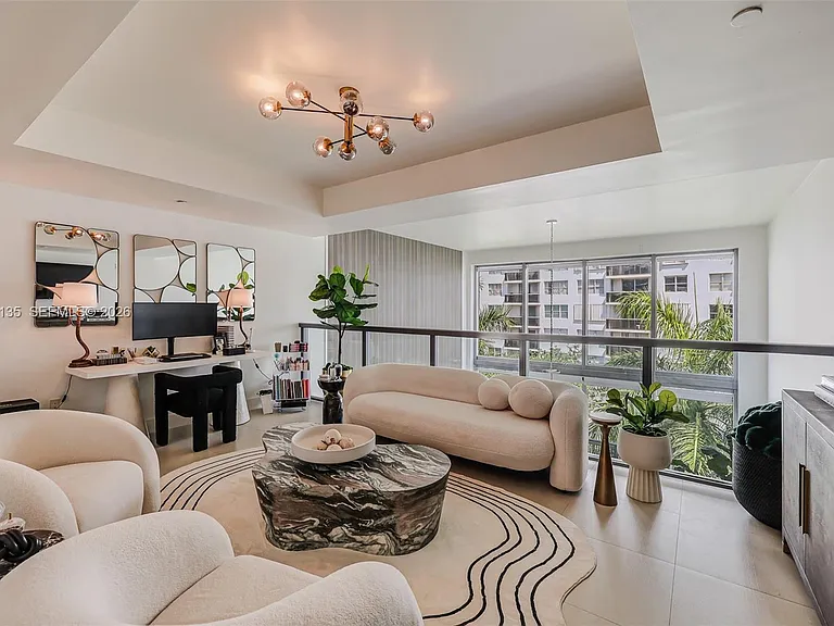 6000 Collins Ave #523 — Photo 22