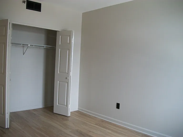 315 Rantoul St #408 — Photo 14