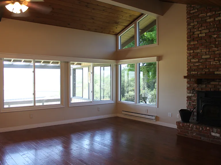 4281 E Highway 246 — Photo 31
