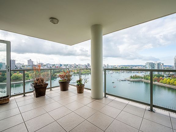 2nd image of 1328 Marinaside Cres #1802
