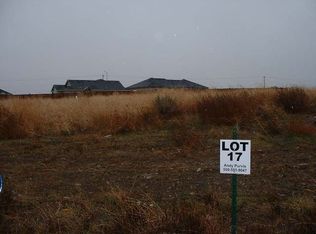 6213 Collins Rd #L17, West Richland, WA 99353