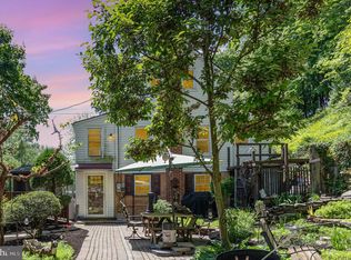 587 Trolley Rd, Windsor, PA 17366