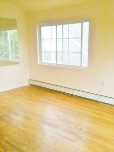18413 144th Ave, Jamaica, NY, 11413