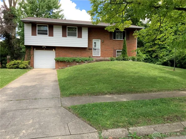 413 Majestic Dr, Dayton, OH 45417