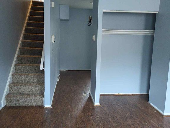 2nd image of 842 N Madison St #1