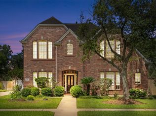 210 Brook Forest Trl, Sugar Land, TX 77478