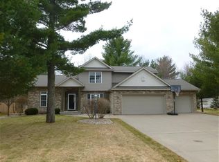 1851 Ashford Dr, Plover, WI 54467