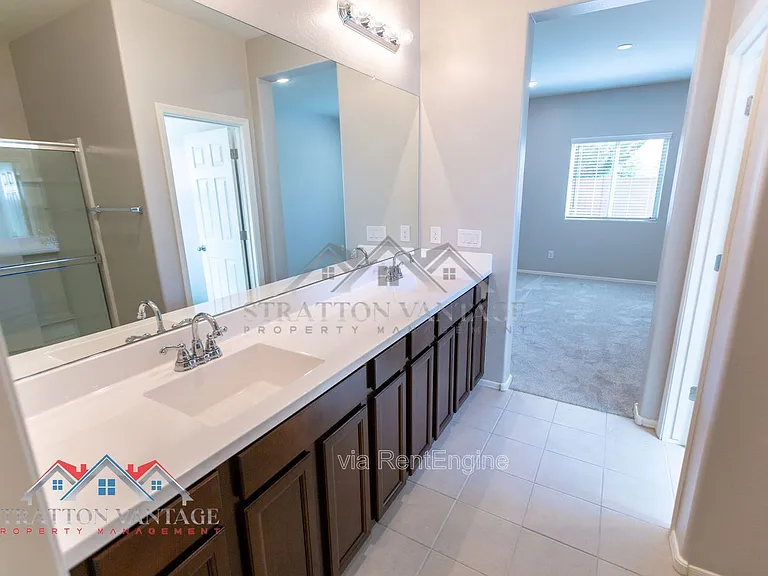 495 E Rio Pl — Photo 27
