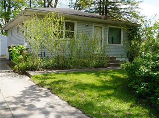 483 17th St NW, Barberton, OH 44203