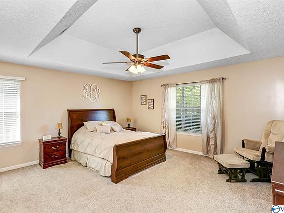4th image of 115 Dartmouth Dr