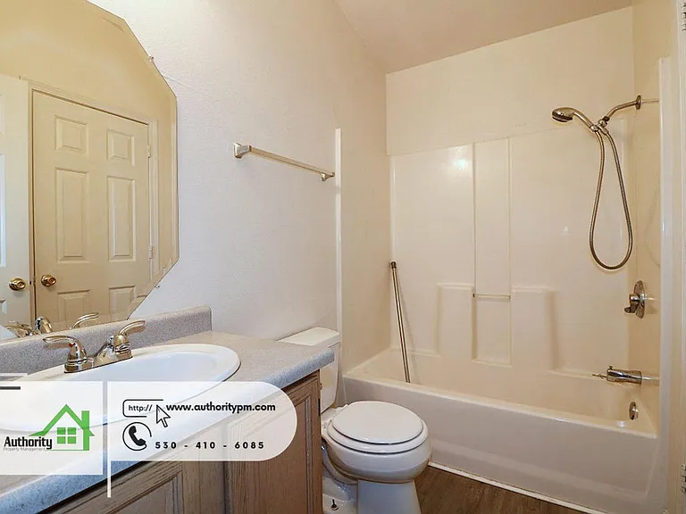 1549 Bruce Dr #B — Photo 16