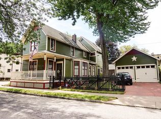1758 W 31st Pl, Cleveland, OH