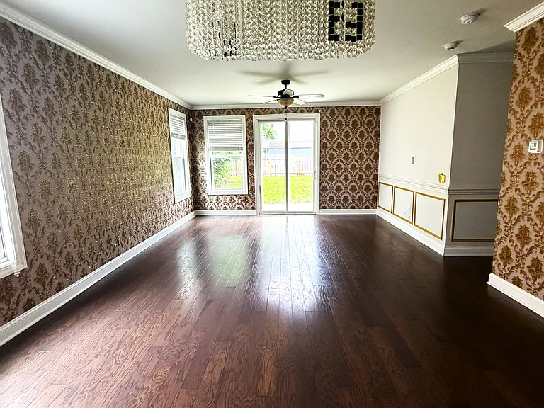 3950 Sage Dr — Photo 12