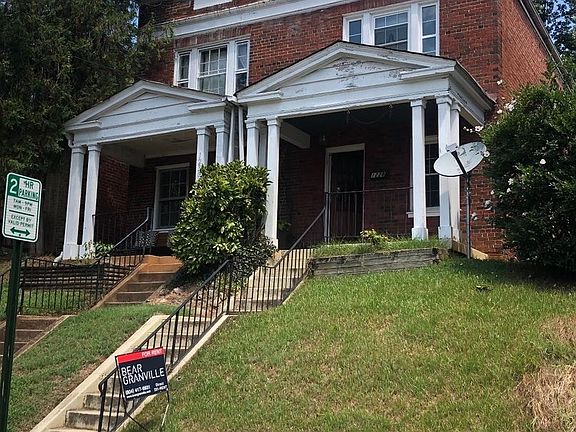 3rd image of 1228 Wallace St