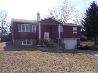 820 4th Ave NE, Waseca, MN 56093